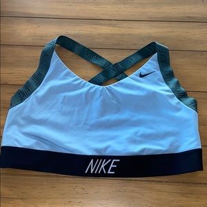 Nike sports Bra